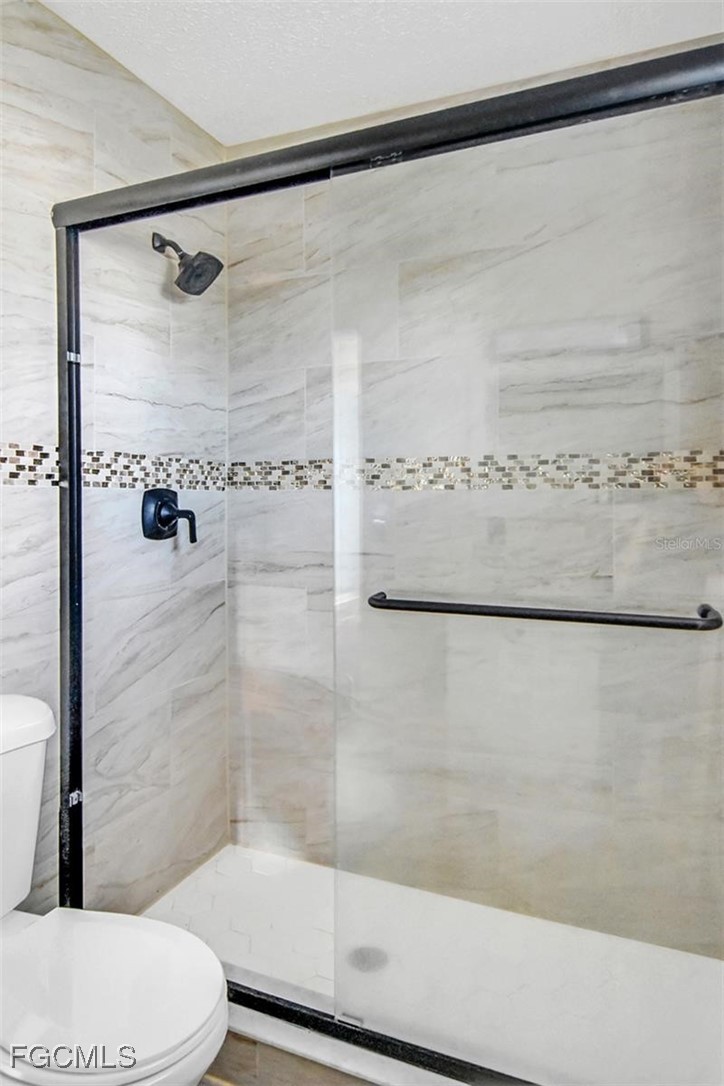 2 Bed SingleFamilyResidence for Sale in Port Charlotte, photo 17