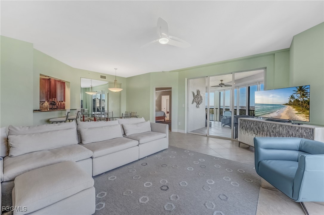 2 Bed Waterfront Home for Sale in Waterside At Bay Beach, photo 17