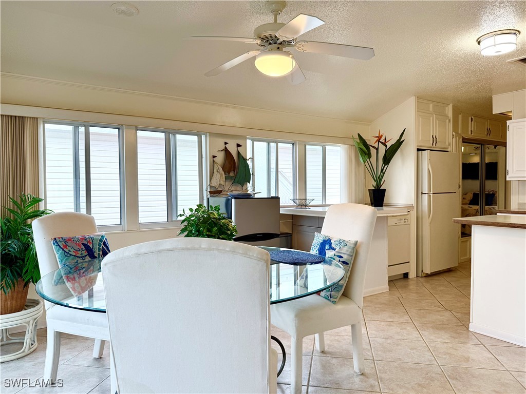 1 Bed ManufacturedHome for Sale in Naples, FL, $125,000 — photo 17