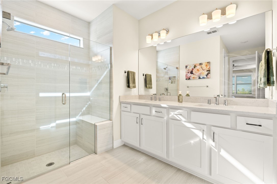 3 Bed SingleFamilyResidence for Sale in Estero, photo 17