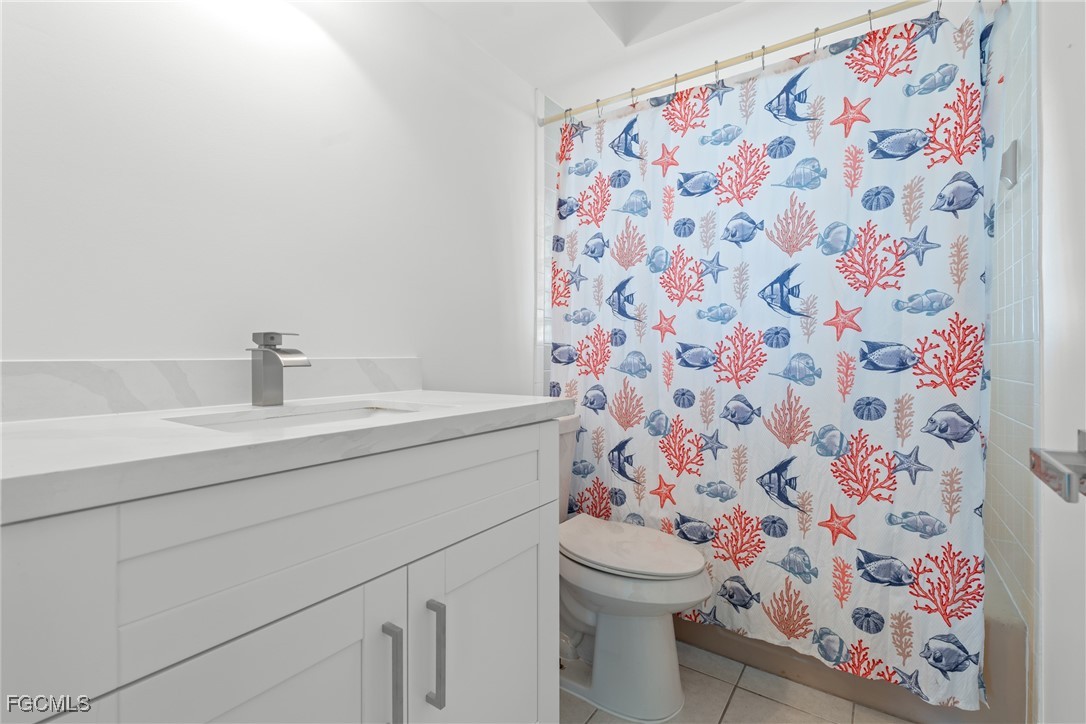 2 Bed Waterfront Home for Sale in Matlacha, FL, $399,999 — photo 17