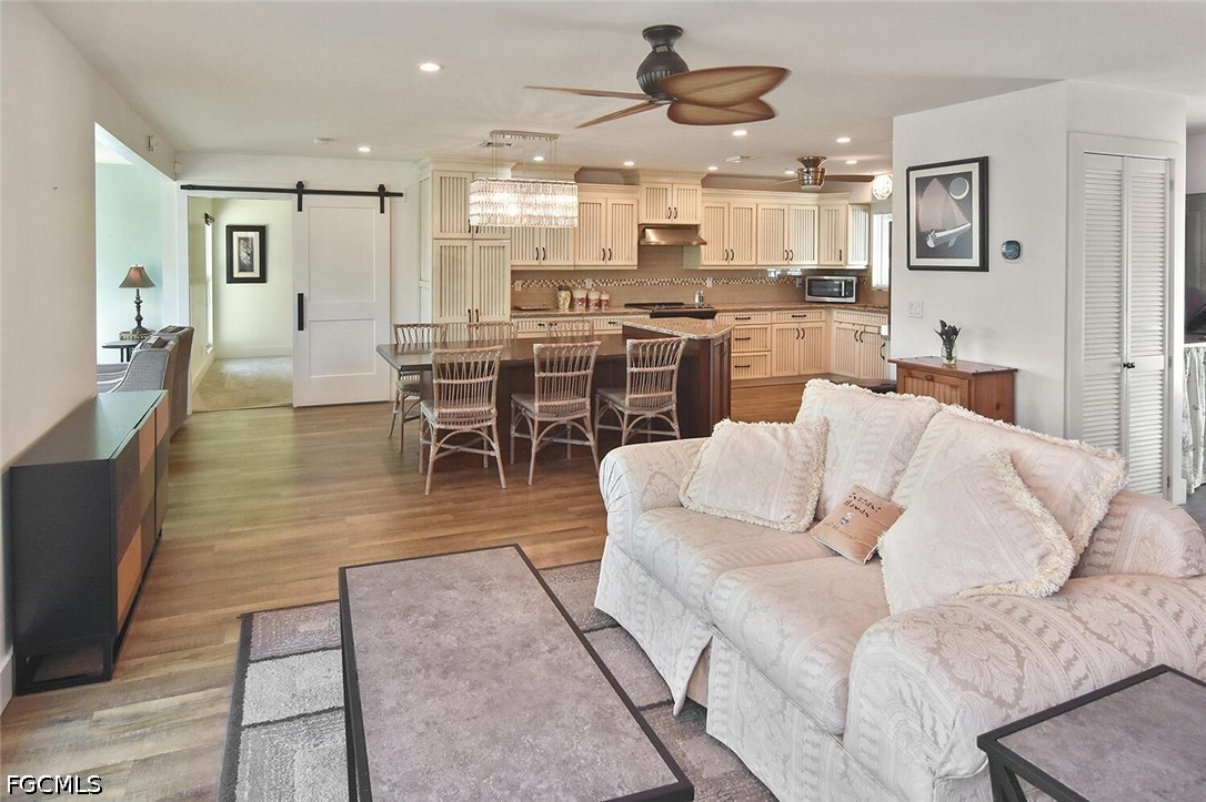 2 Bed Waterfront Home for Sale in Fort Myers, photo 17