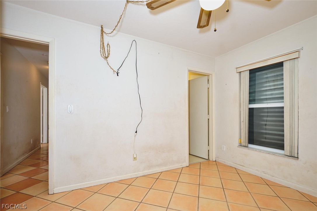 3 Bed SingleFamilyResidence for Sale in Naples, photo 17