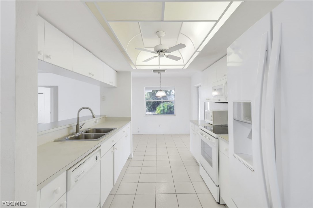 3 Bed SingleFamilyResidence for Sale in Terrapin Wood, FL — photo 17