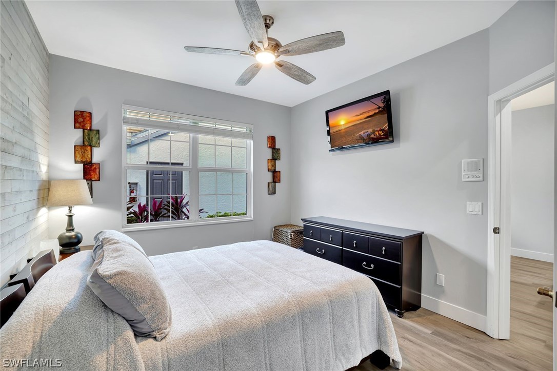 2 Bed Waterfront Home for Sale in Naples, photo 17