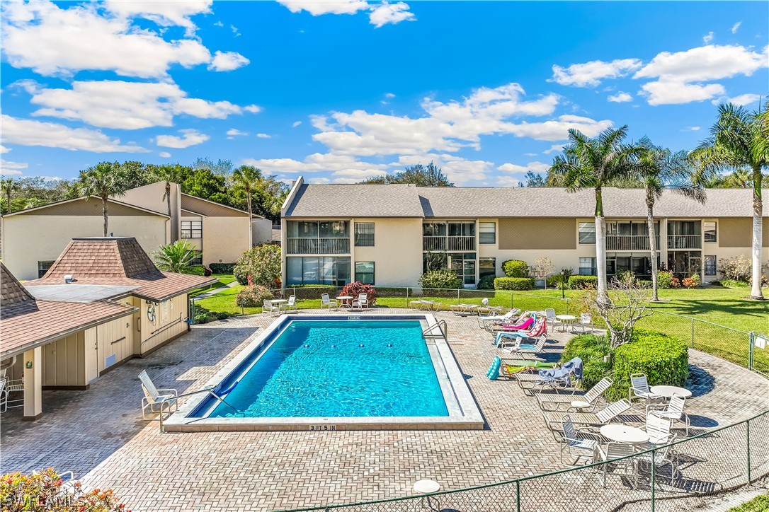 2 Bed Condominium for Sale in Naples, FL, $289,900 — photo 17