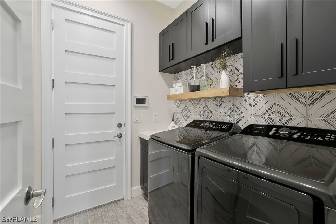 2 Bed Pool Home for Sale in Naples, photo 17