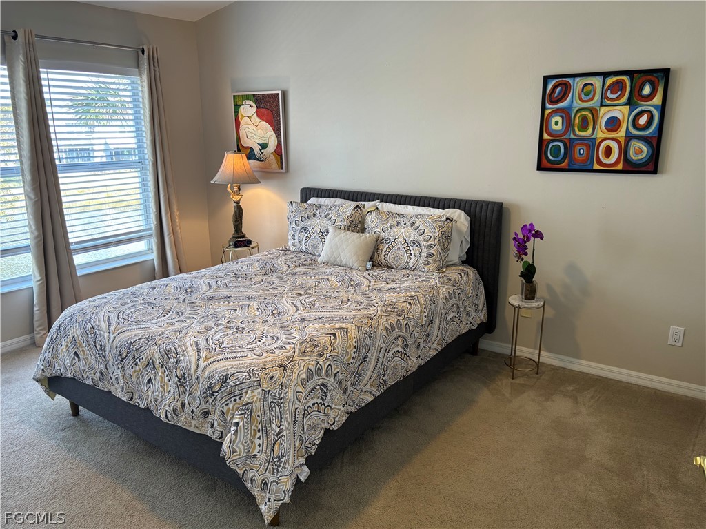 3 Bed Waterfront Home for Sale in Fort Myers, photo 17