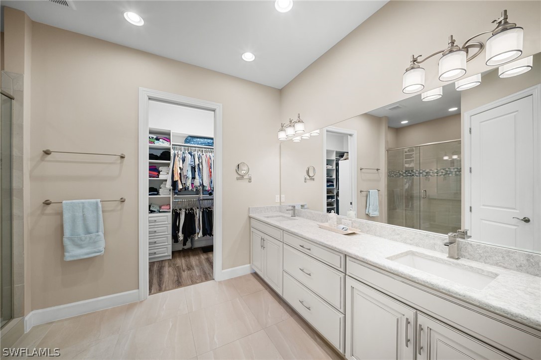 3 Bed Condominium for Sale in Esplanade, photo 17