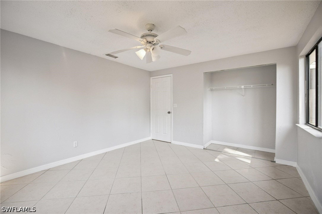 2 Bed SingleFamilyResidence for Sale in San Carlos Park, photo 17