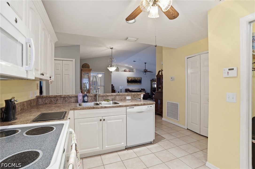 3 Bed Pool Home for Sale in San Carlos Park, photo 17