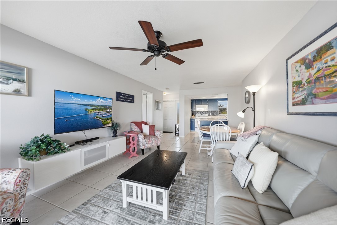 2 Bed Waterfront Home for Sale in Punta Gorda, FL, $269,000 — photo 17