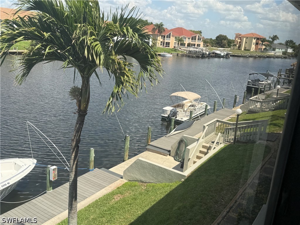 2 Bed Waterfront Home for Sale in Cape Coral, photo 17