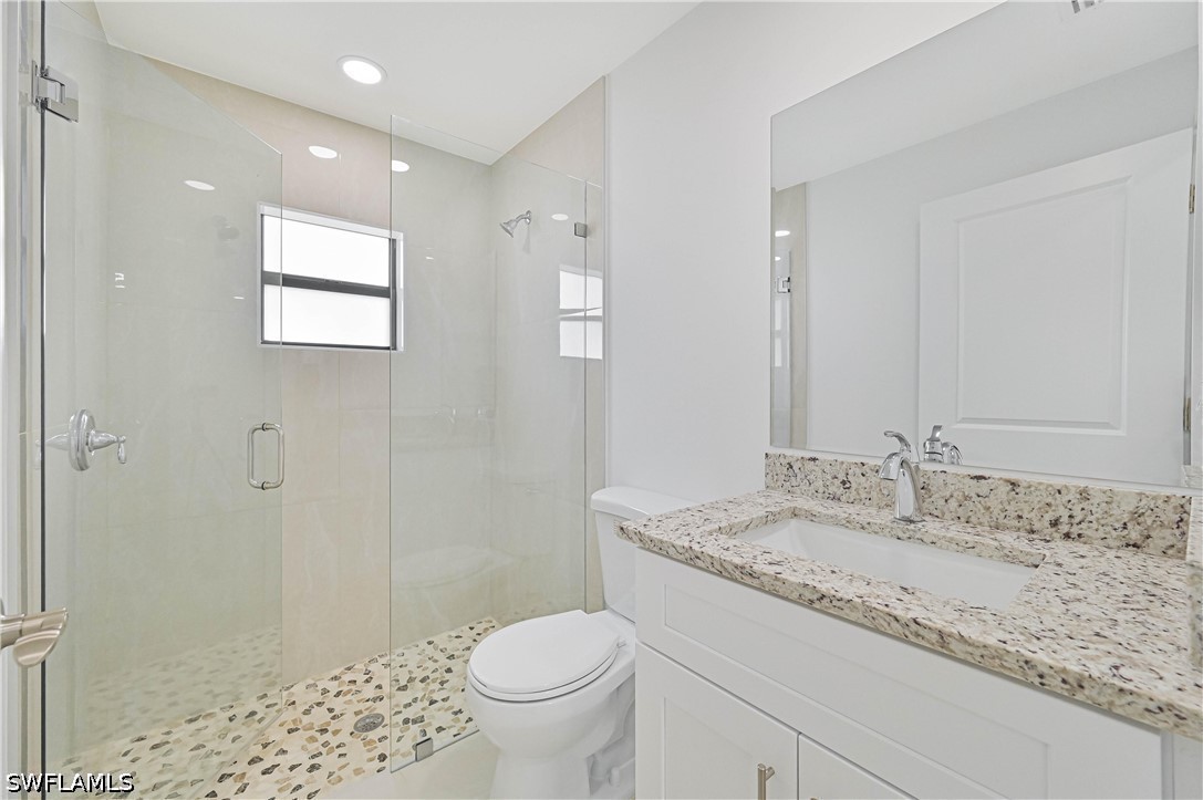 6 Bed Duplex for Sale in Lehigh Estates, FL, $519,000 — photo 17