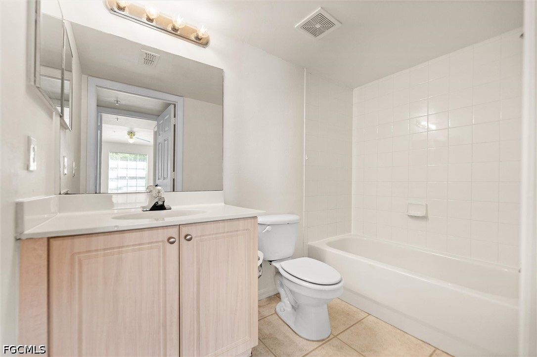2 Bed Condominium for Sale in Four Mile Cove, FL, $134,000 — photo 17