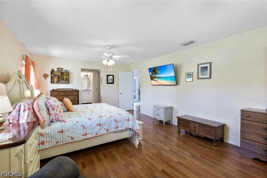 3 Bed Pool Home for Sale in Cape Coral, photo 17