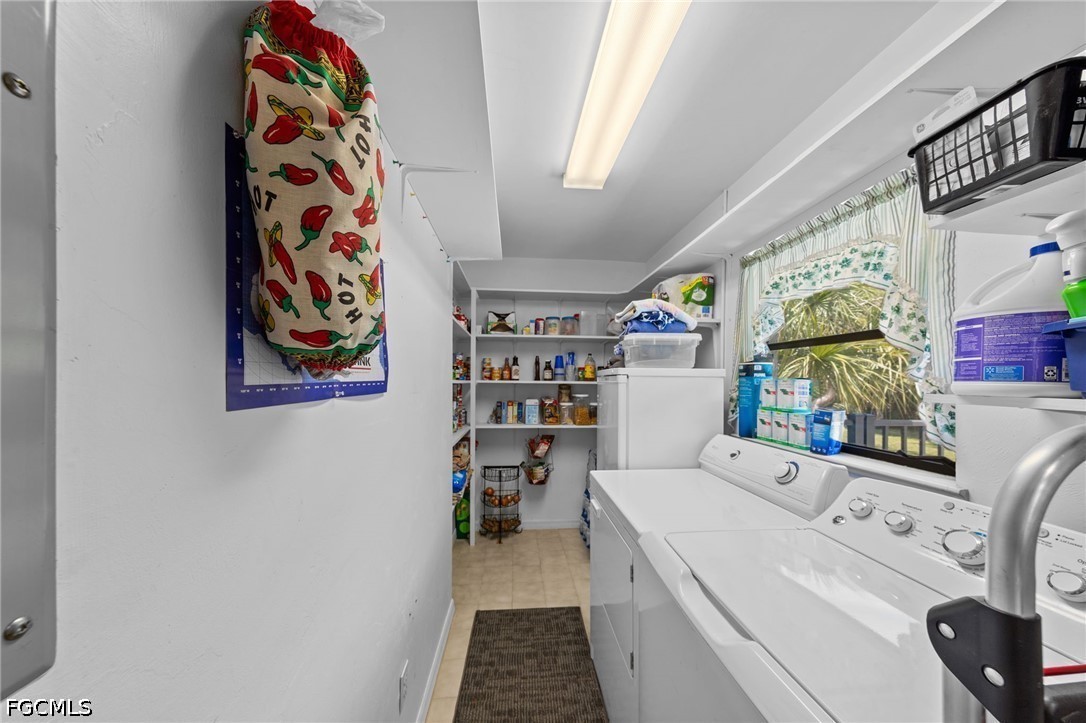2 Bed Pool Home for Sale in Naples, photo 17