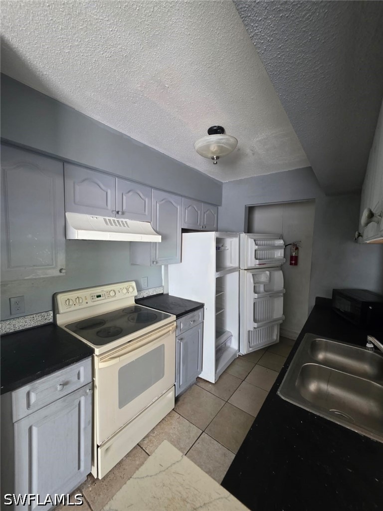 1 Bed Pool Home for Sale in Village Creek, photo 17