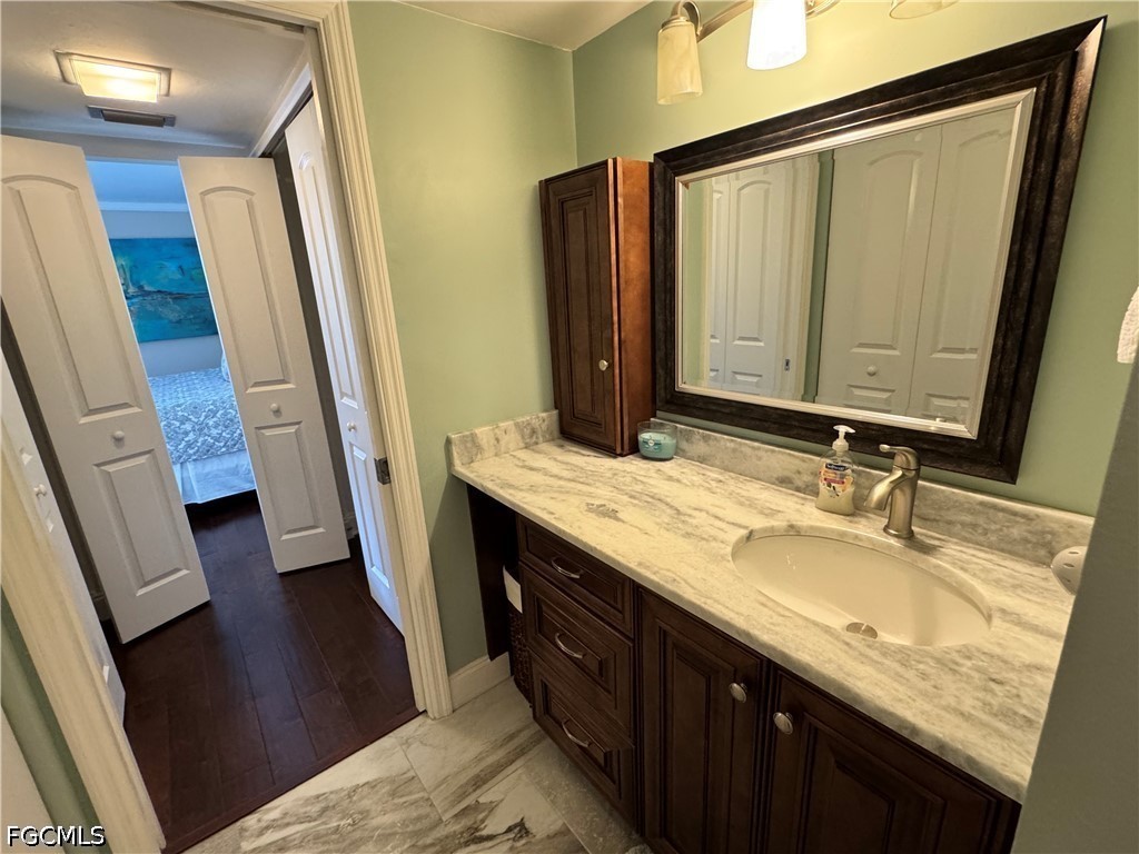 1 Bed Waterfront Home for Sale in Schooner Bay, photo 17