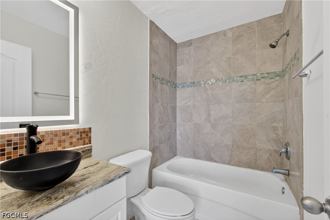 2 Bed Townhouse for Sale in Olympia Pointe, FL, $149,000 — photo 17