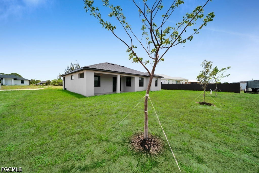 3 Bed SingleFamilyResidence for Sale in Cape Coral, FL — photo 17