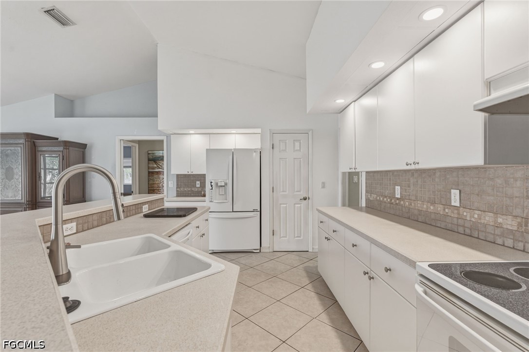 3 Bed SingleFamilyResidence for Sale in Port Charlotte, FL — photo 17