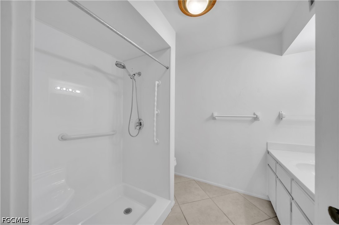 2 Bed Condominium for Sale in Greenwood Condo, photo 17
