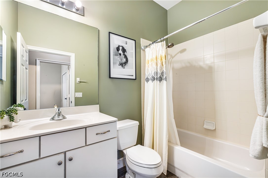 3 Bed SingleFamilyResidence for Sale in Timber Ridge, photo 17