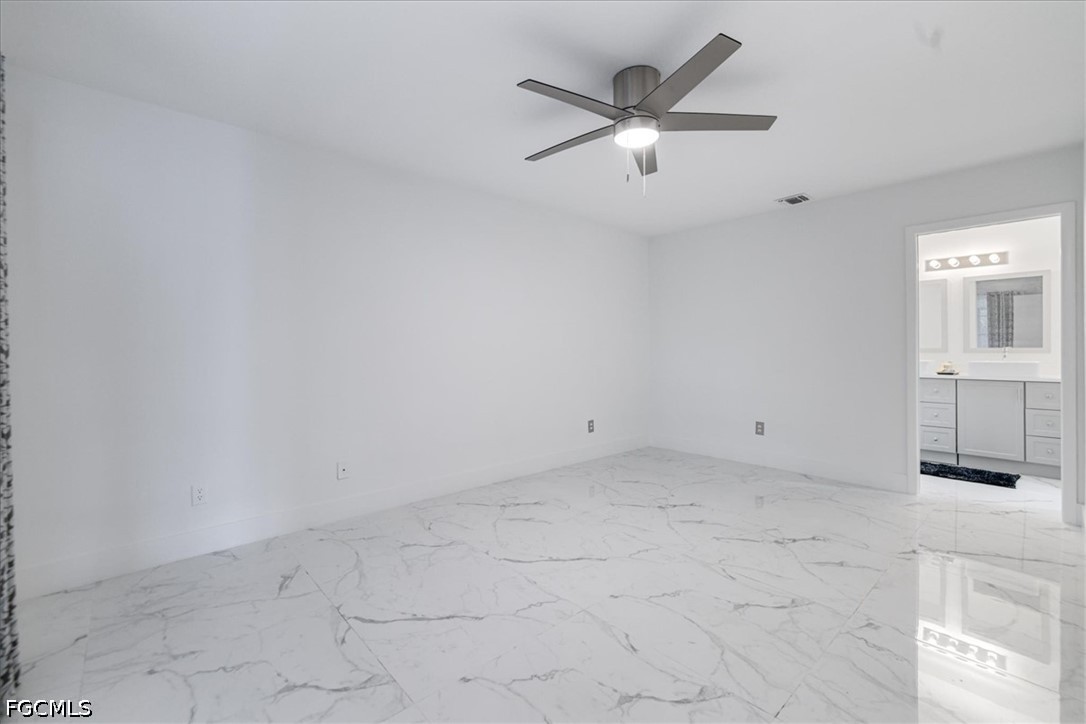 2 Bed Townhouse for Sale in Cape Coral, photo 17