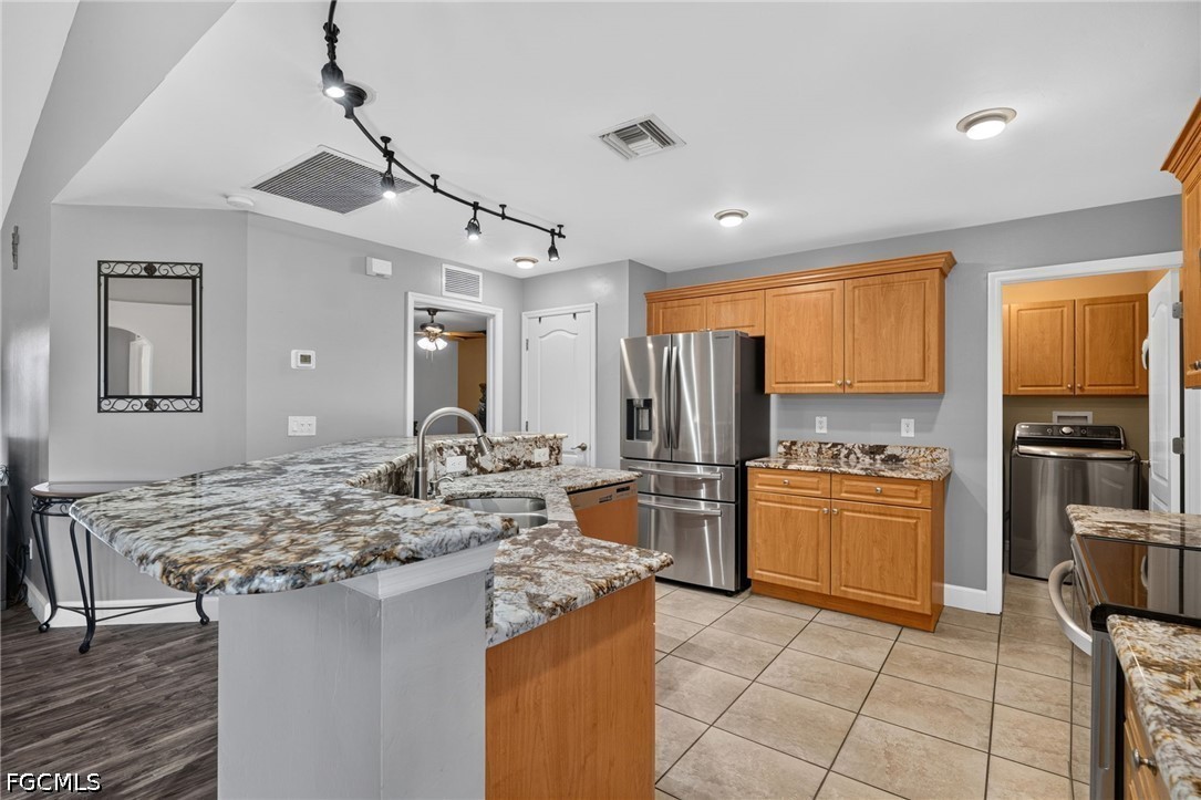 3 Bed Waterfront Home for Sale in Lehigh Acres, photo 17