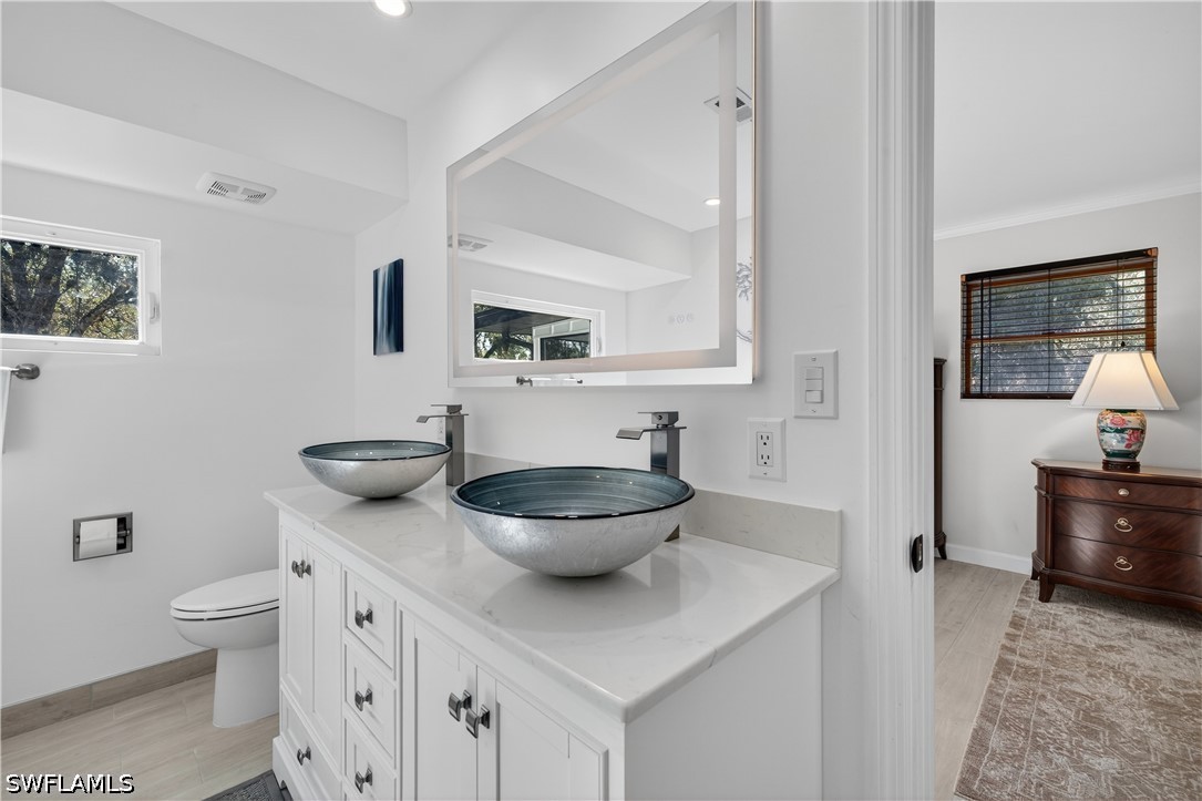 3 Bed SingleFamilyResidence for Sale in Logan Woods, photo 17
