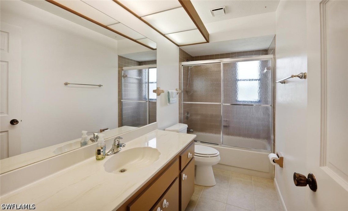 2 Bed SingleFamilyResidence for Sale in Naples, photo 17