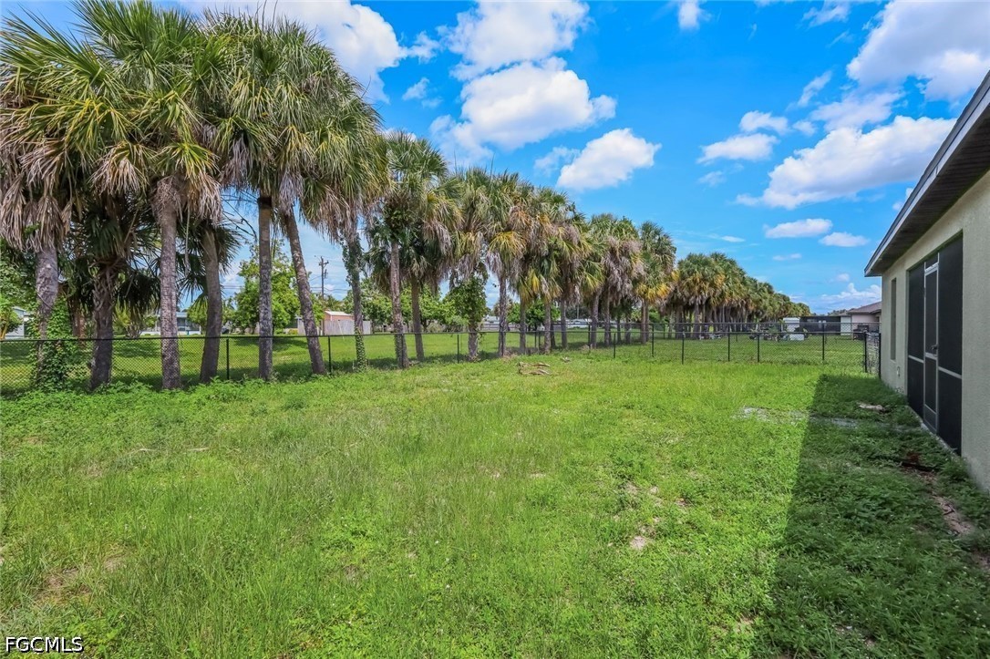 3 Bed SingleFamilyResidence for Sale in Lehigh Acres, photo 17