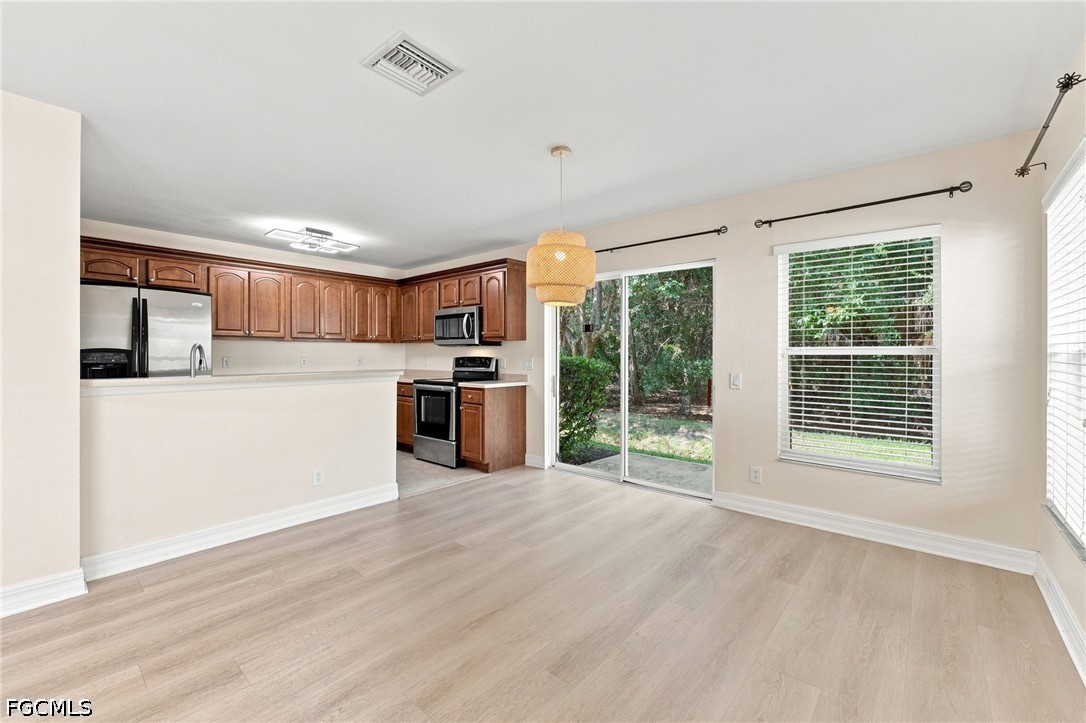3 Bed Townhouse for Sale in Bayshore Commons, photo 17