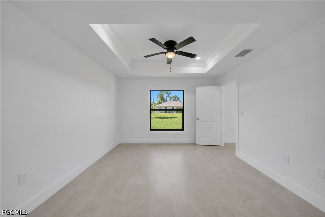 3 Bed SingleFamilyResidence for Sale in Lehigh Acres, photo 17