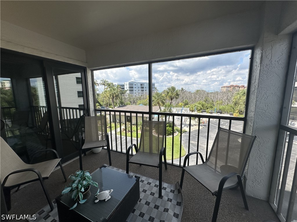 2 Bed Condominium for Sale in Fort Myers Beach, photo 17