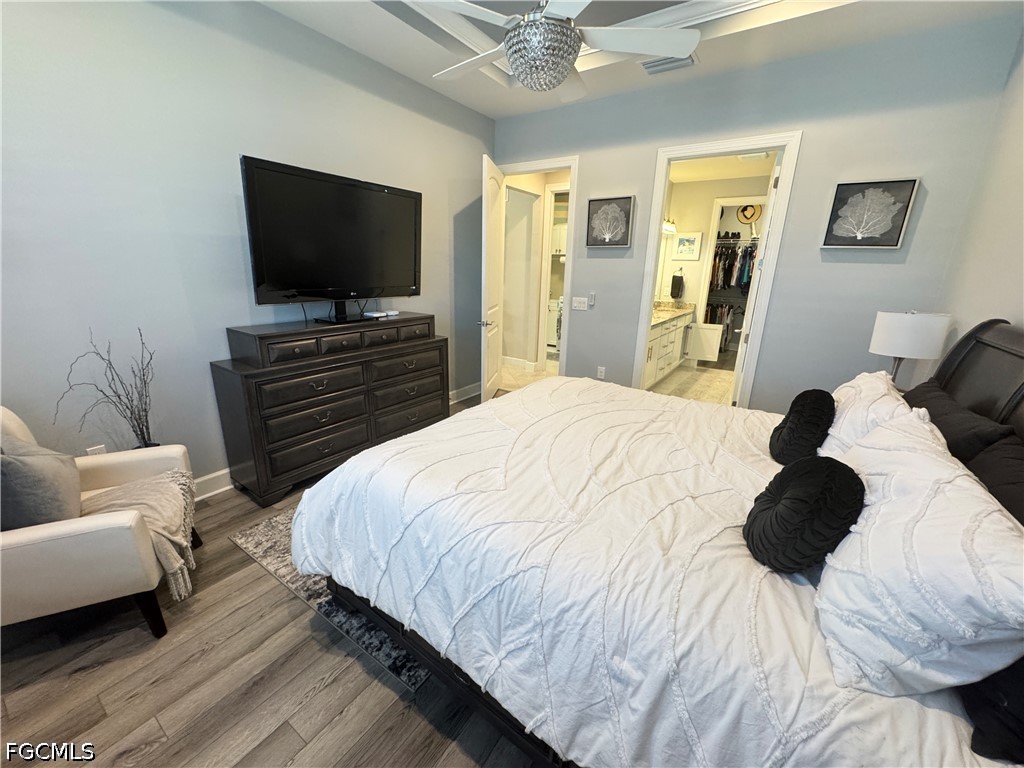 2 Bed Waterfront Home for Sale in Somerset, FL — photo 17