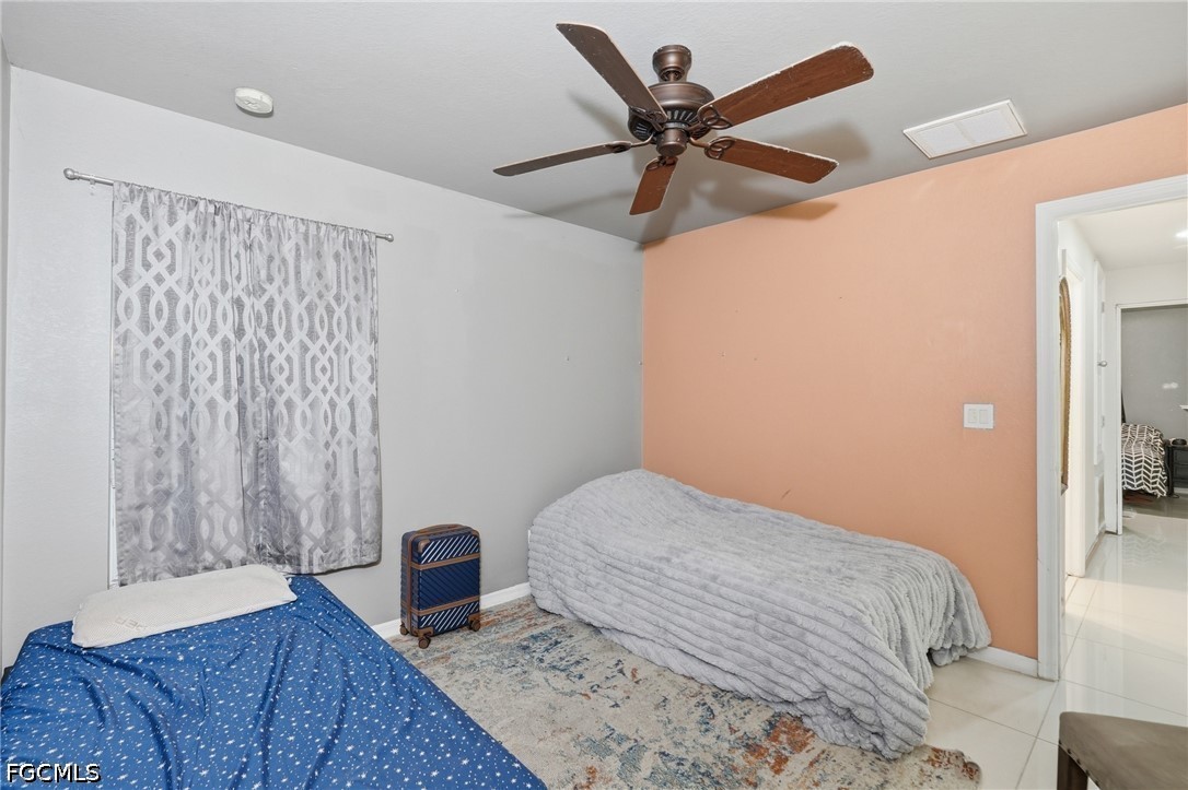 4 Bed SingleFamilyResidence for Sale in Cape Coral, photo 17