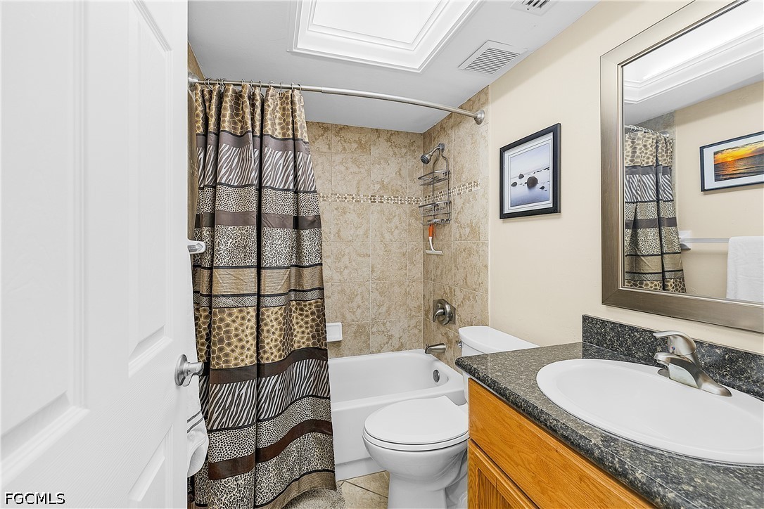 2 Bed Waterfront Home for Sale in Cape Coral, FL, $199,900 — photo 17