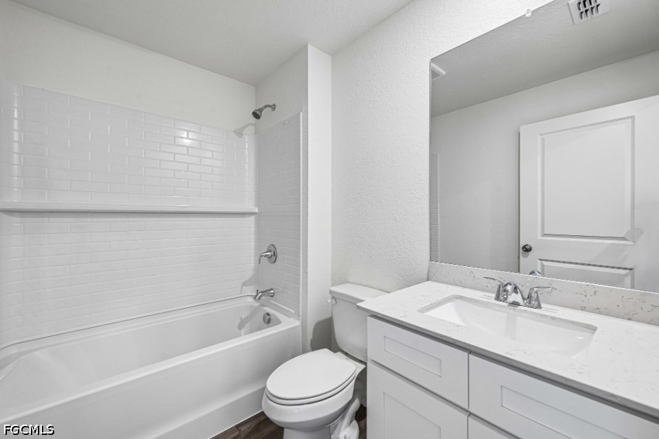 4 Bed SingleFamilyResidence for Sale in Punta Gorda, FL — photo 17