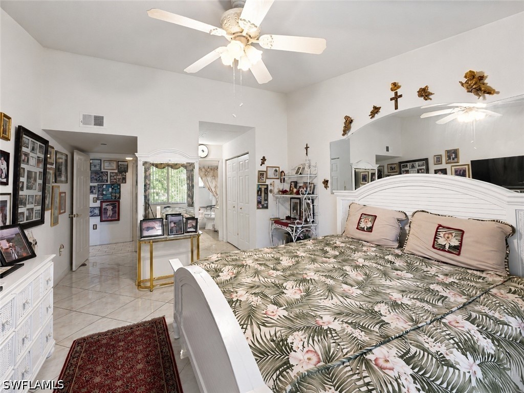 3 Bed Waterfront Home for Sale in Naples, FL, $2,450 — photo 17