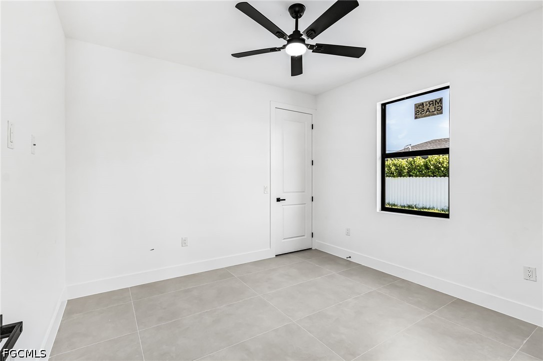 3 Bed SingleFamilyResidence for Sale in Cape Coral, FL — photo 17