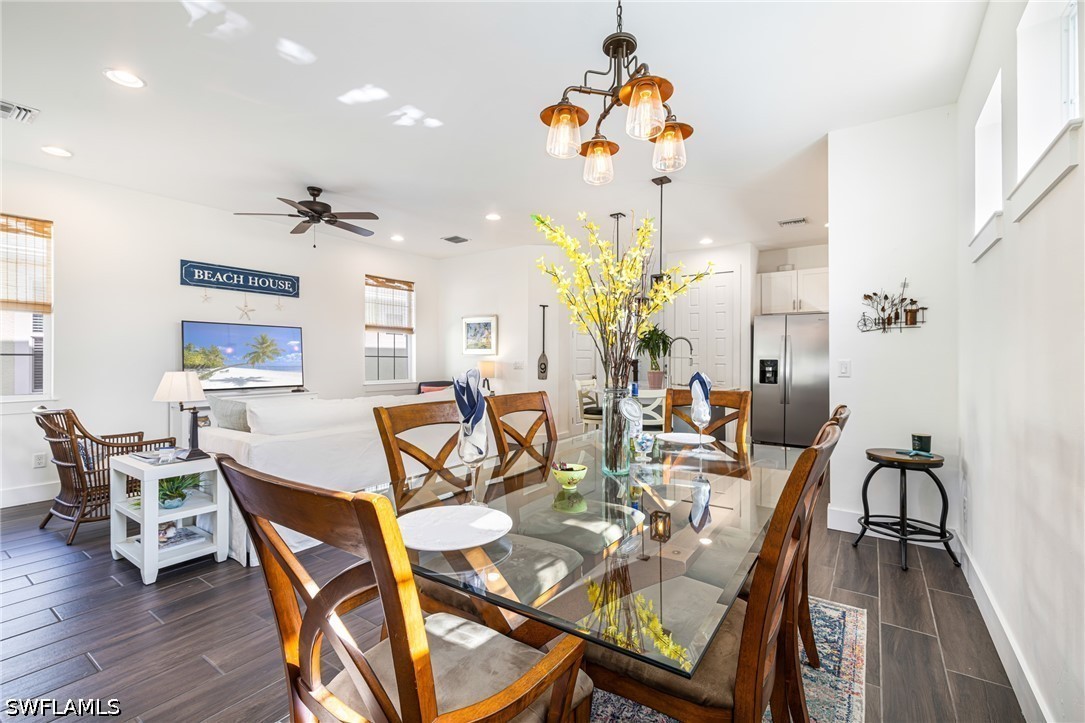 5 Bed SingleFamilyResidence for Sale in Kelly Plaza, FL — photo 17