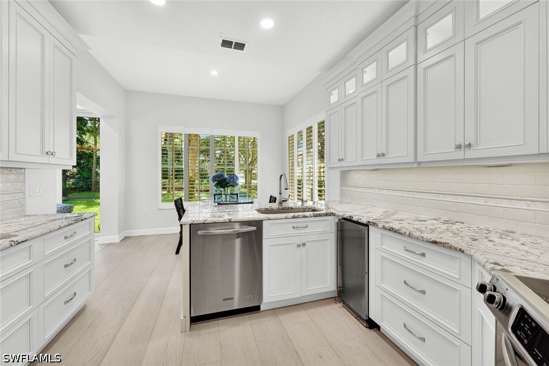 3 Bed Condominium for Sale in The Hamptons, FL, $799,000 — photo 17