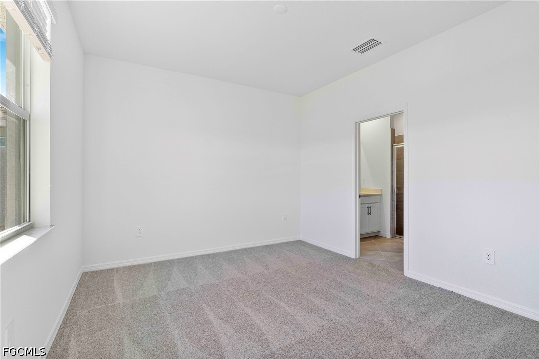 3 Bed Attached for Sale in Tuckers Cove, FL, $2,000 — photo 17