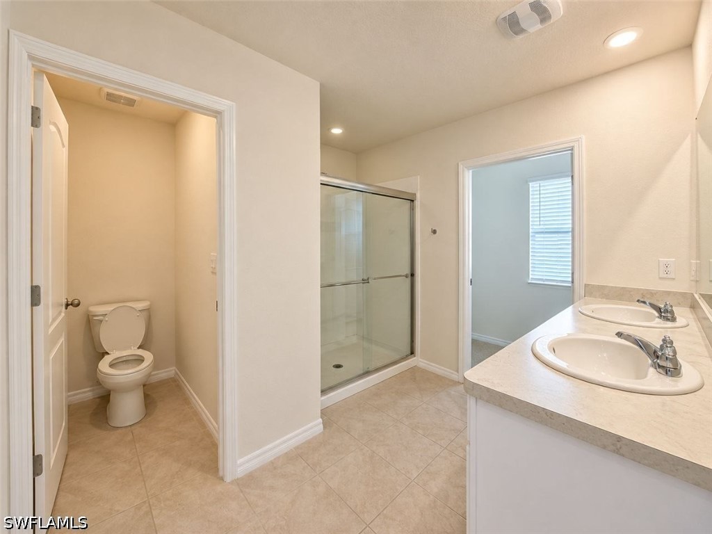 5 Bed Waterfront Home for Sale in Not Applicable, FL, $2,800 — photo 17