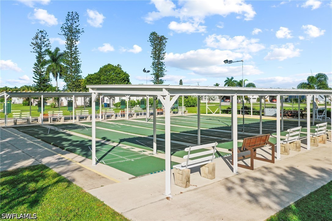 2 Bed ManufacturedHome for Sale in Imperial Harbor, FL — photo 17