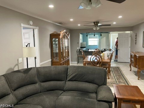 2 Bed Attached for Sale in Myerlee Circle Condo, FL, $1,900 — photo 17