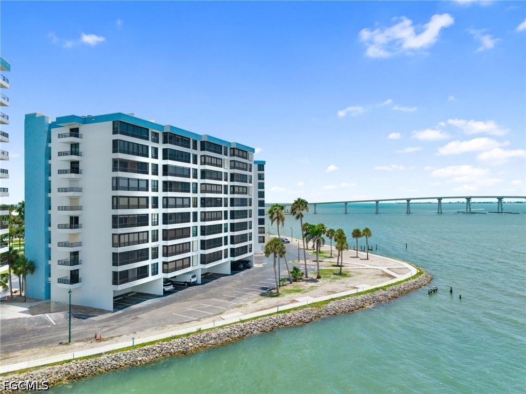 2 Bed Waterfront Home for Sale in Punta Rassa, FL, $599,000 — photo 17
