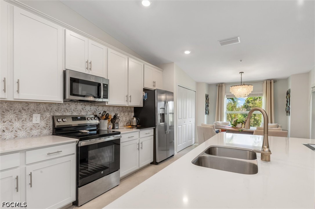 2 Bed Condominium for Sale in Punta Gorda, FL, $279,900 — photo 17
